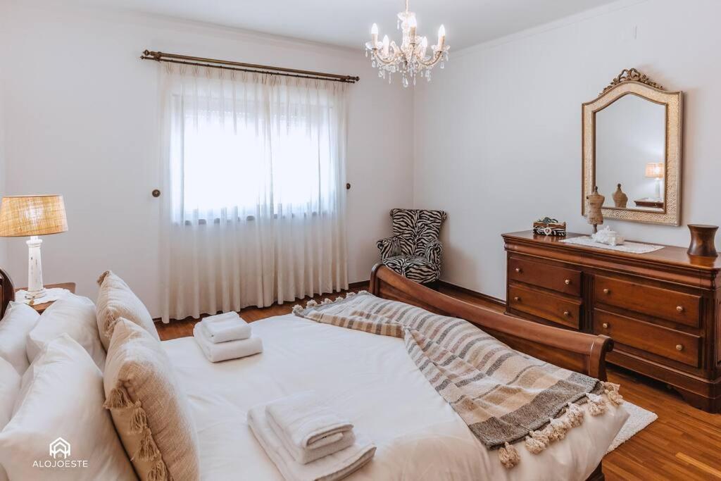 Casa Do Patio - 3 Bedrooms, Ponte Rol Torres Vedras Eksteriør bilde